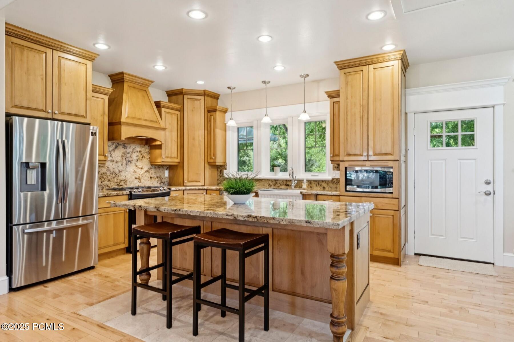 2503 W State Road 32