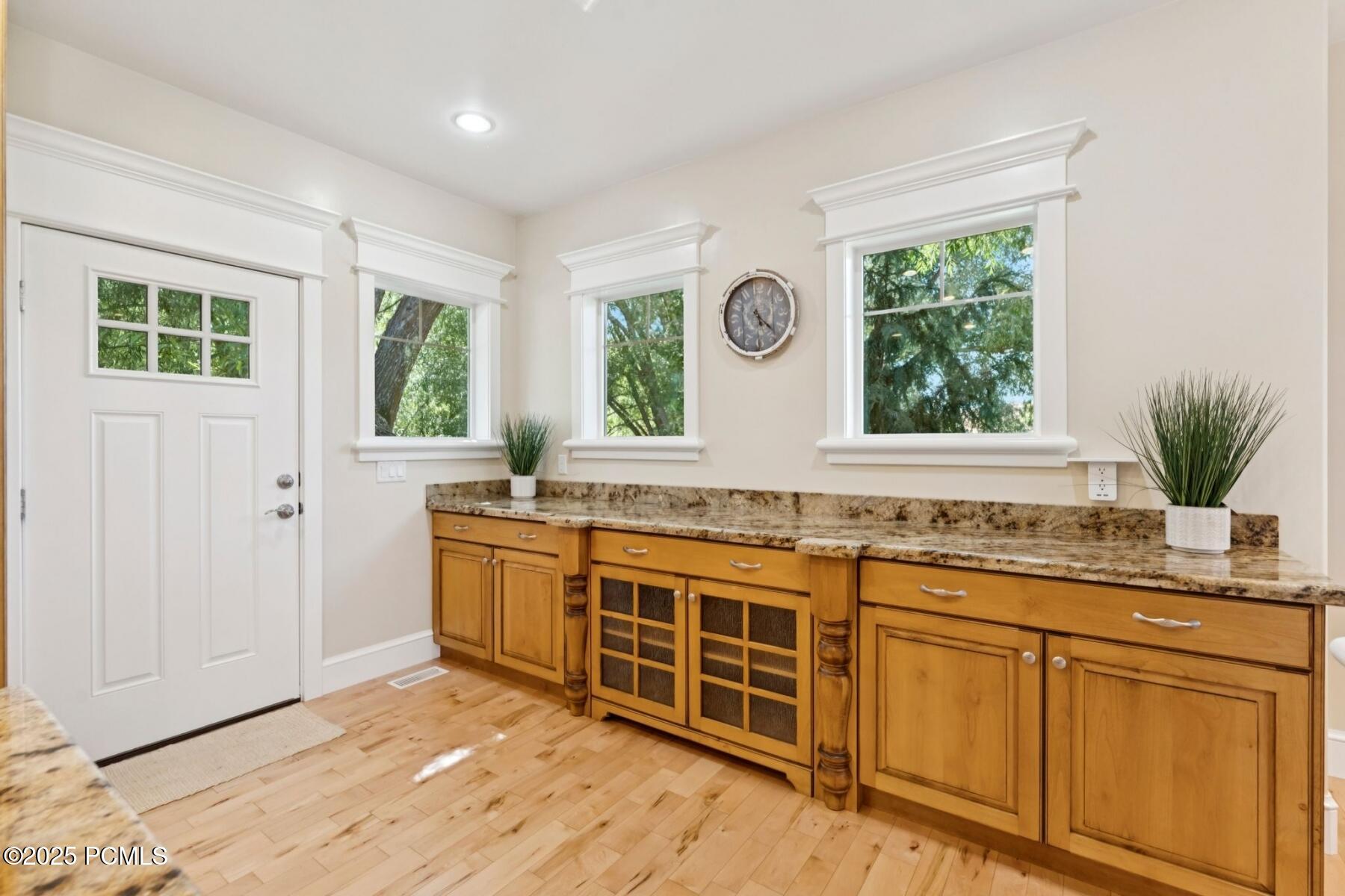 2503 W State Road 32