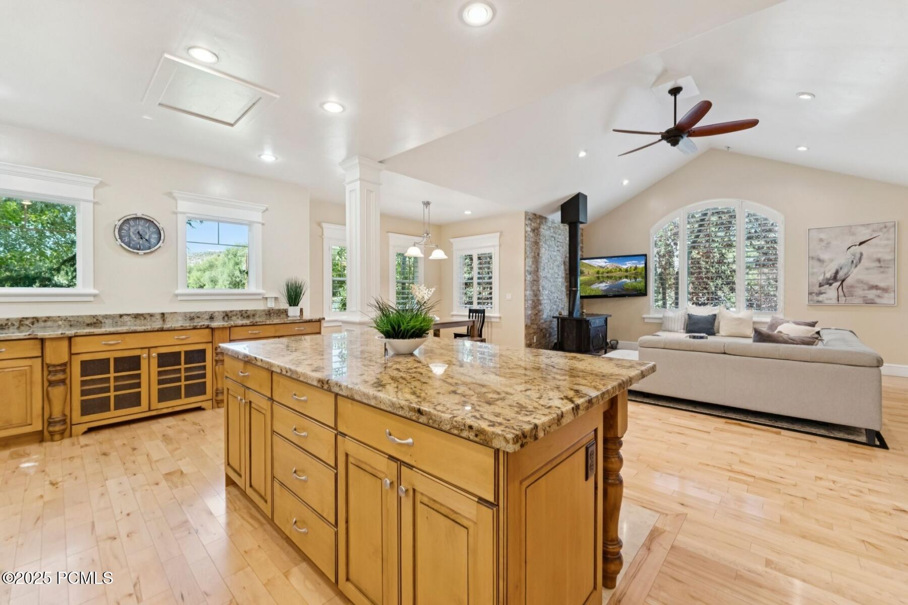 2503 W State Road 32