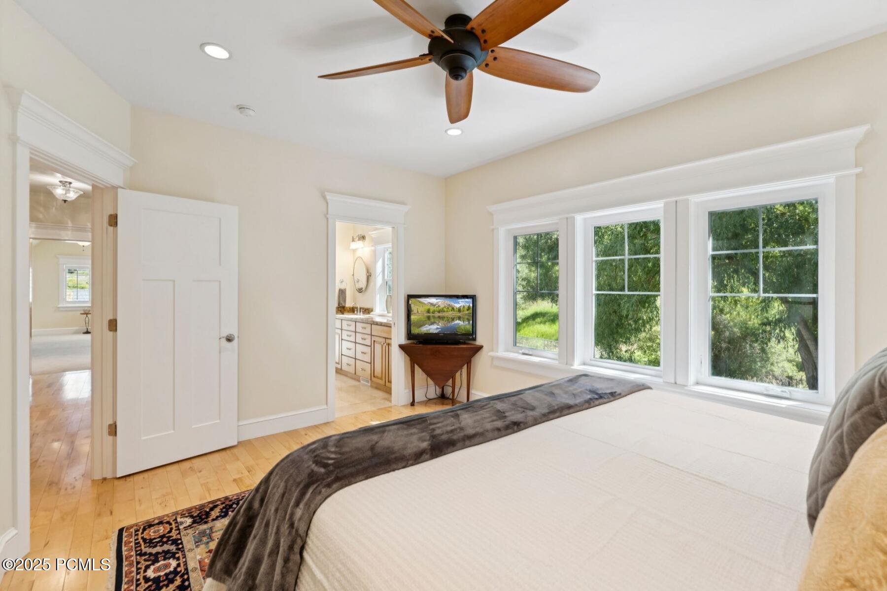2503 W State Road 32