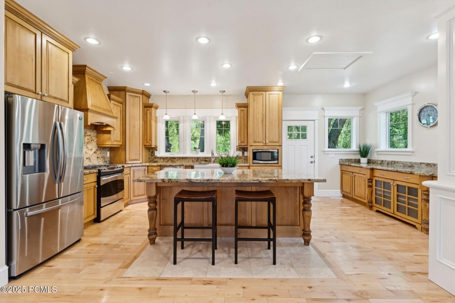 2503 W State Road 32