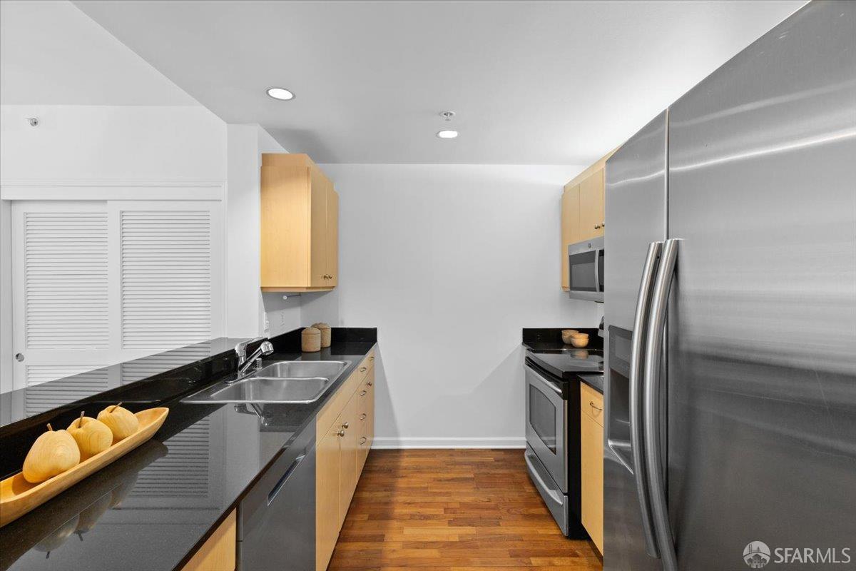 140 South Van Ness Avenue # 340, San Francisco Unit: 340