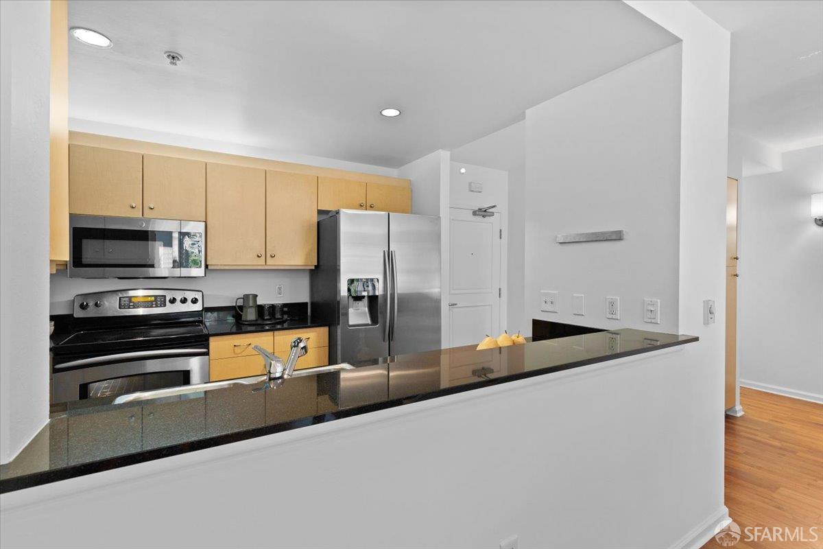 140 South Van Ness Avenue # 340, San Francisco Unit: 340