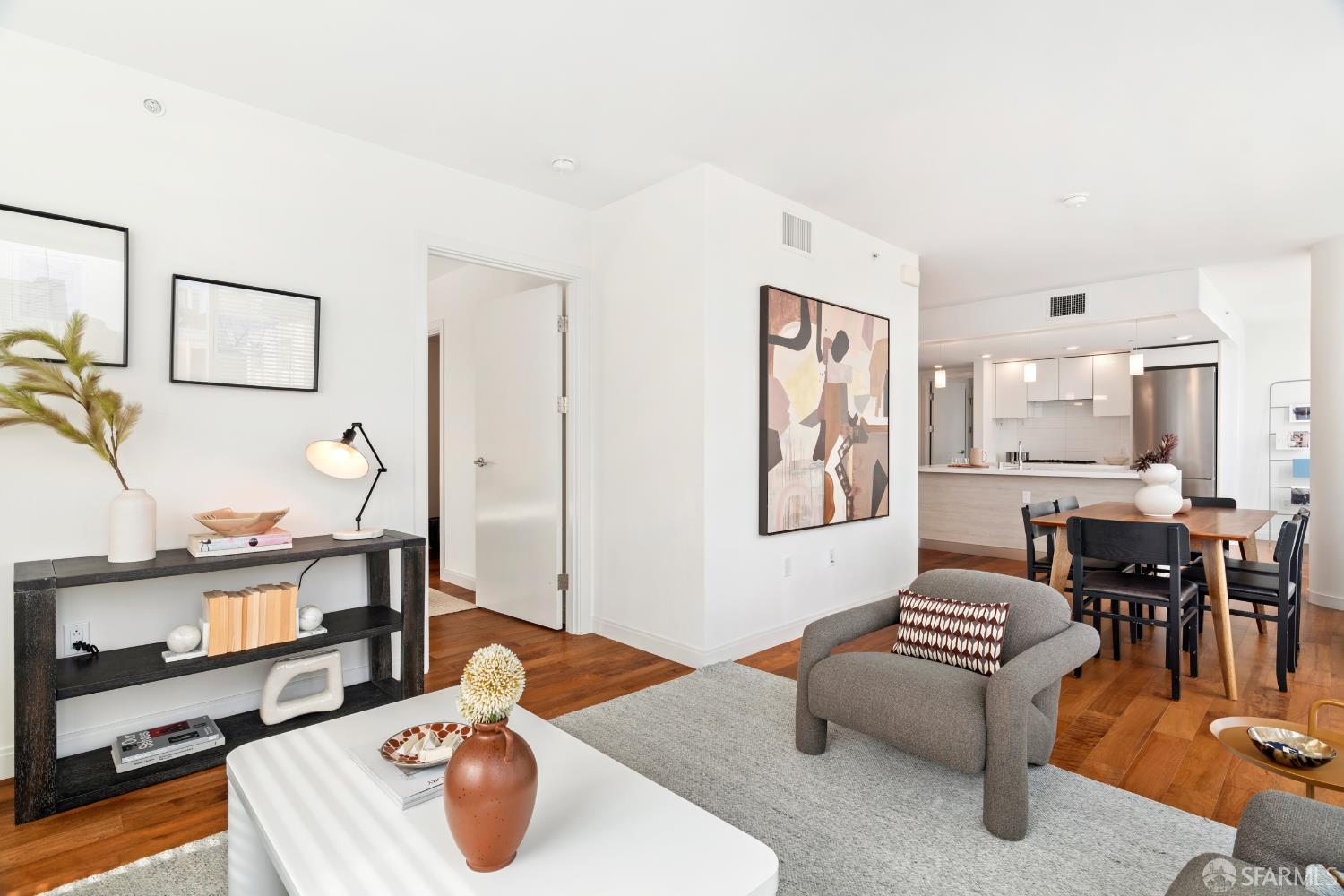 555 Fulton Street # 211