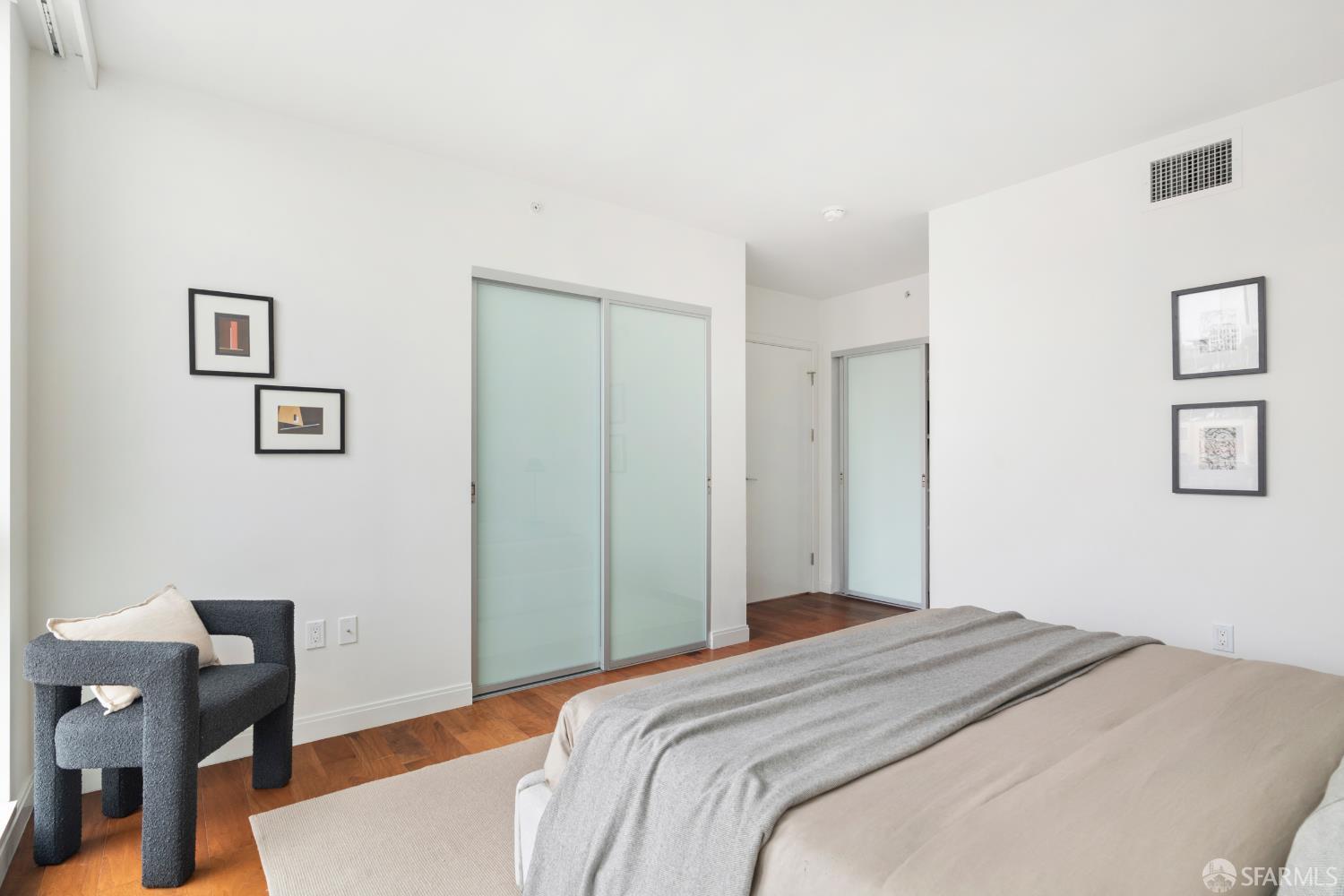 555 Fulton Street # 211