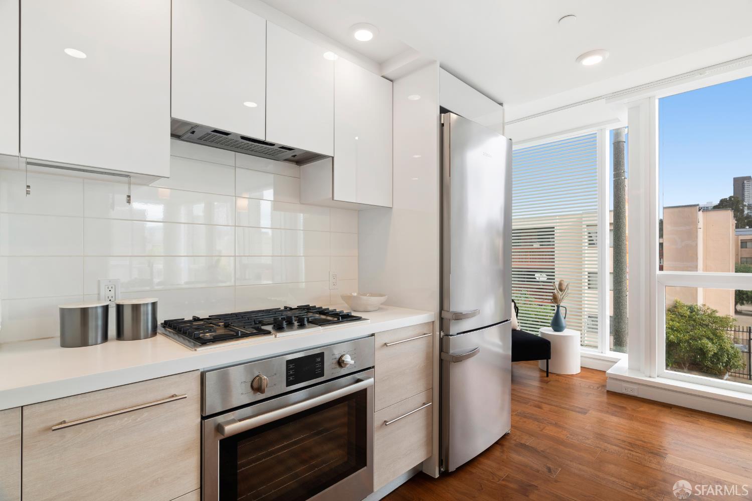 555 Fulton Street # 211