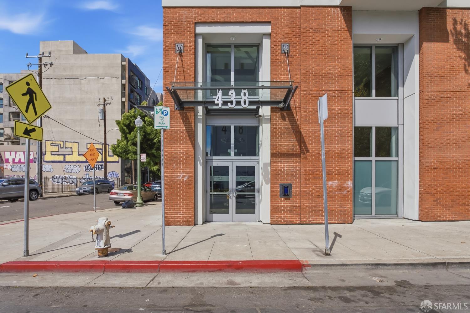 438 W Grand Ave Avenue # 414