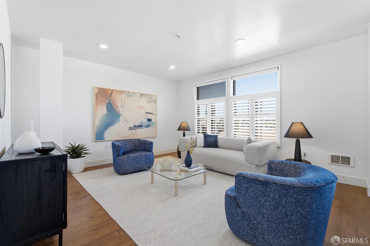 438 W Grand Ave Avenue # 414