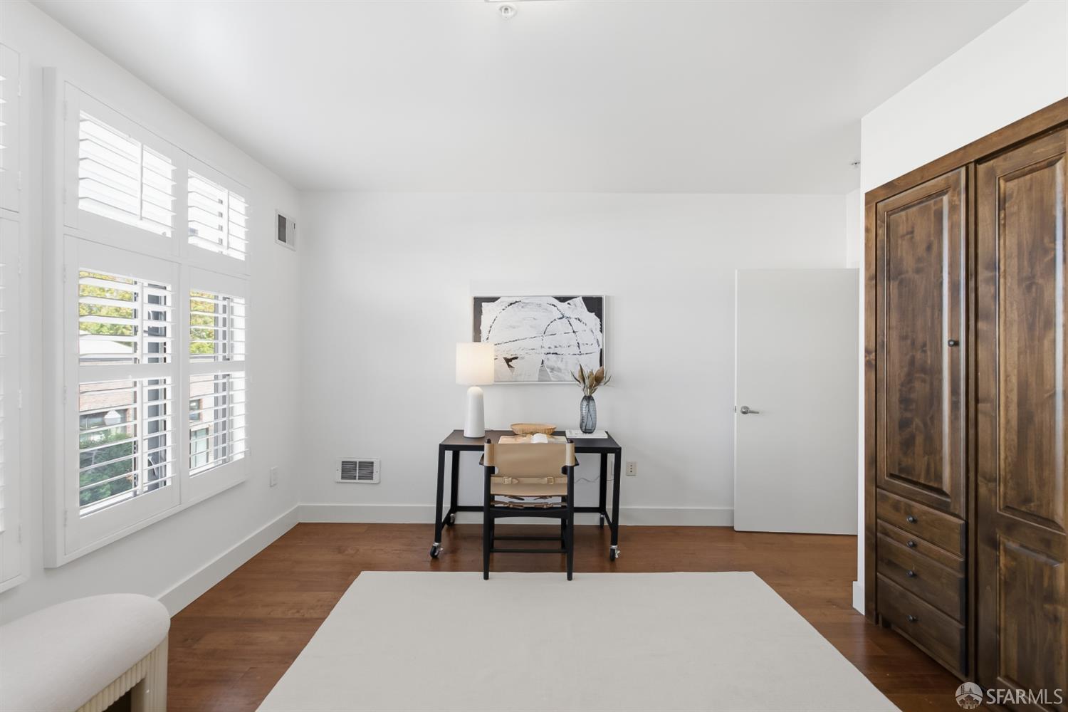 438 W Grand Ave Avenue # 414