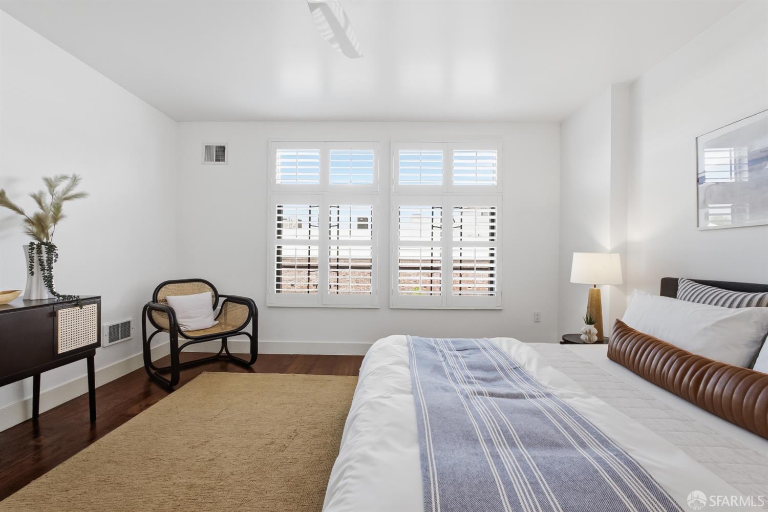 438 W Grand Ave Avenue # 414