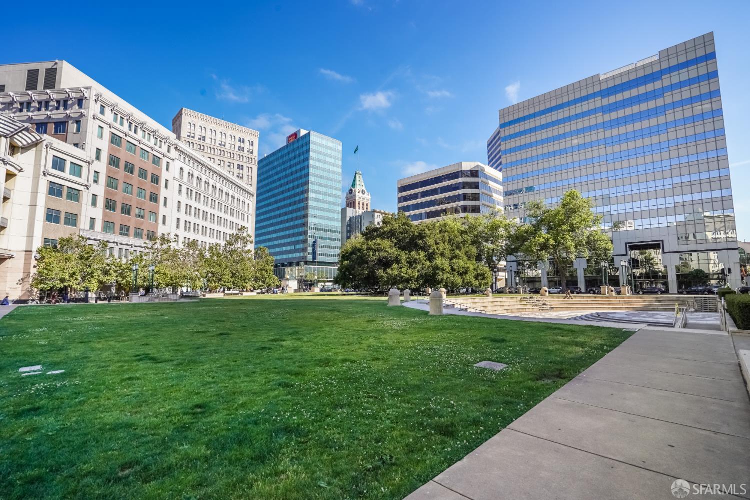 438 W Grand Ave Avenue # 414