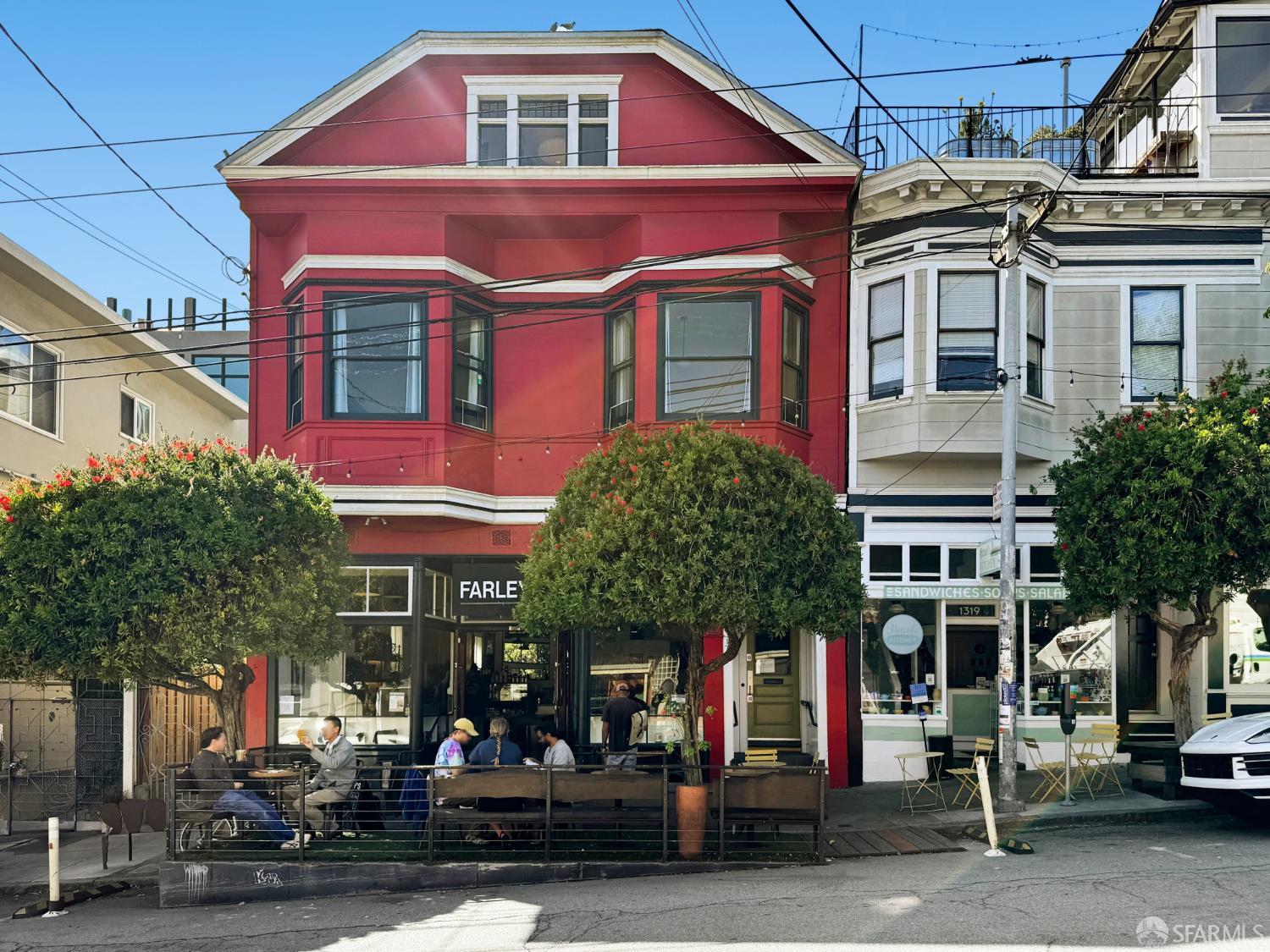 552 Vermont Street