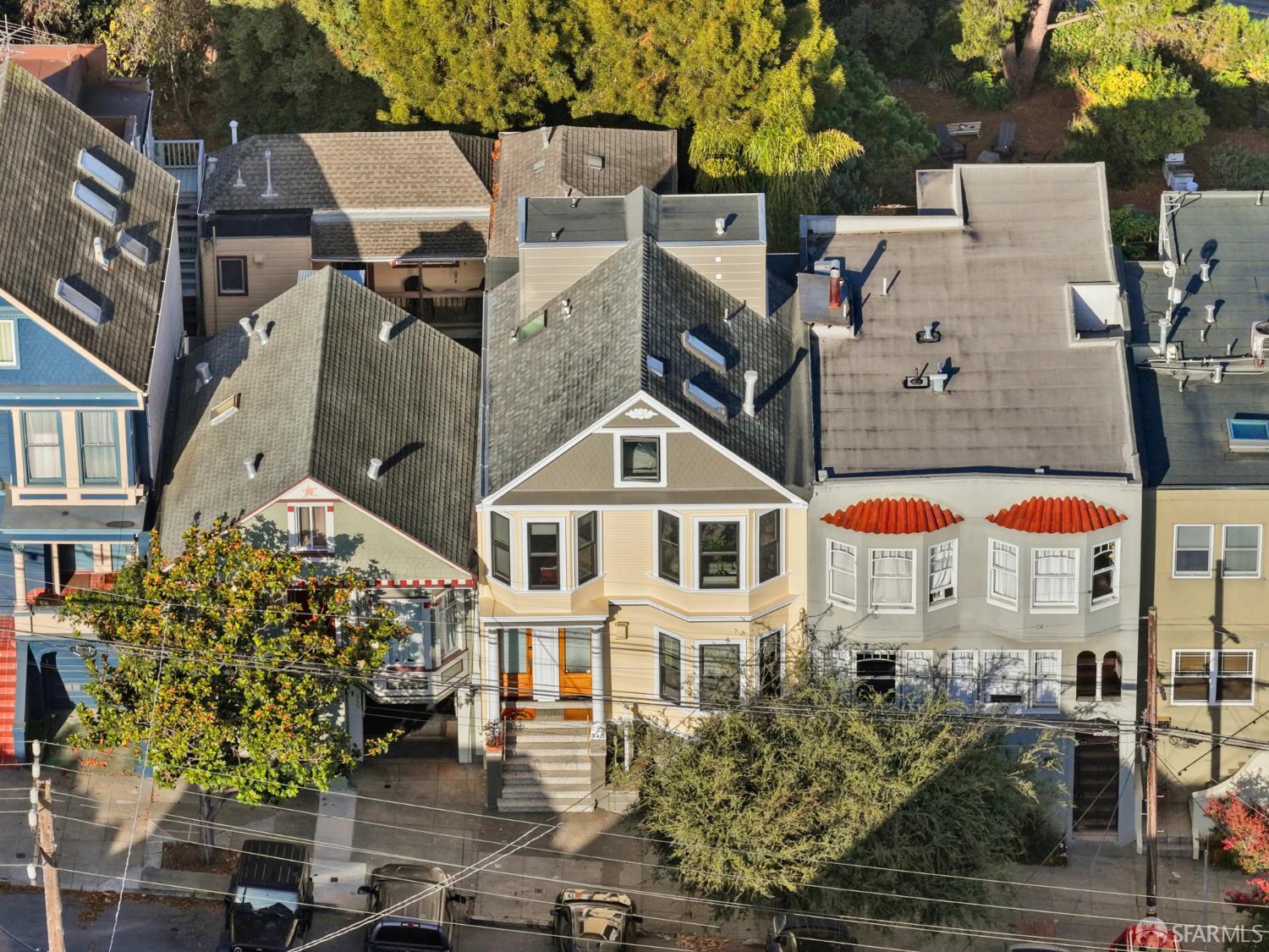 552 Vermont Street