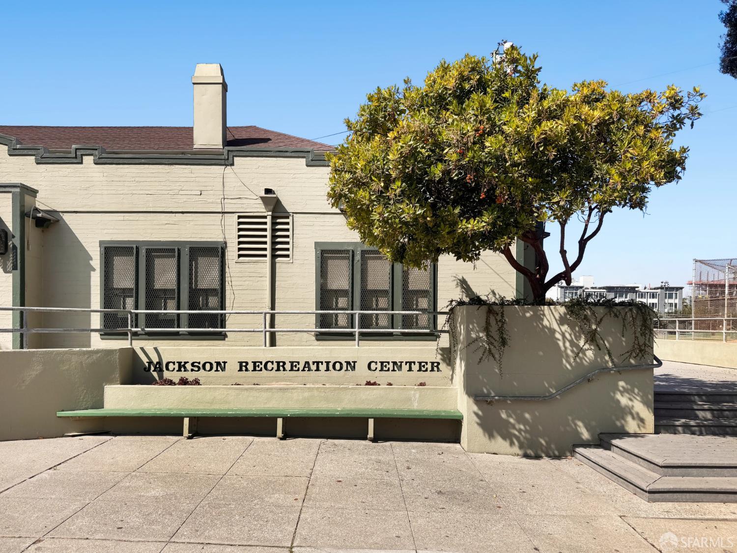 552 Vermont Street