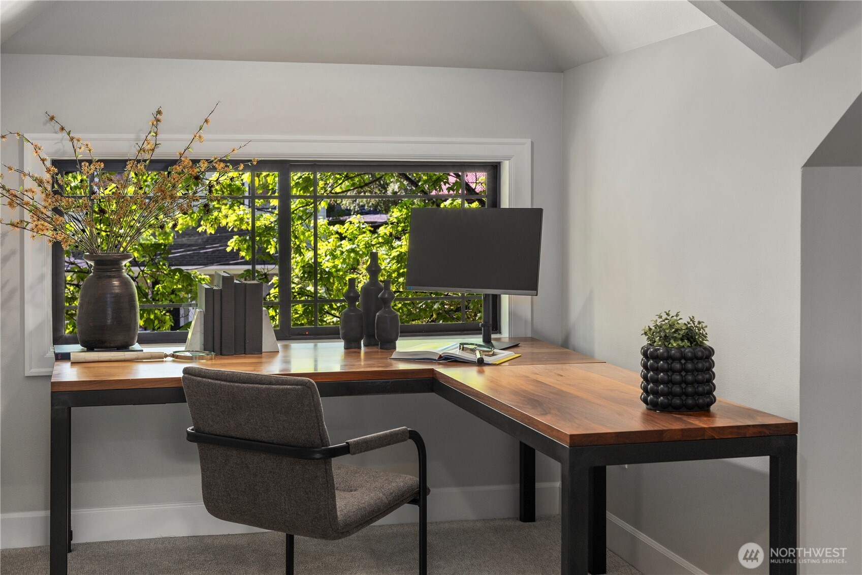 3018 22nd Avenue W