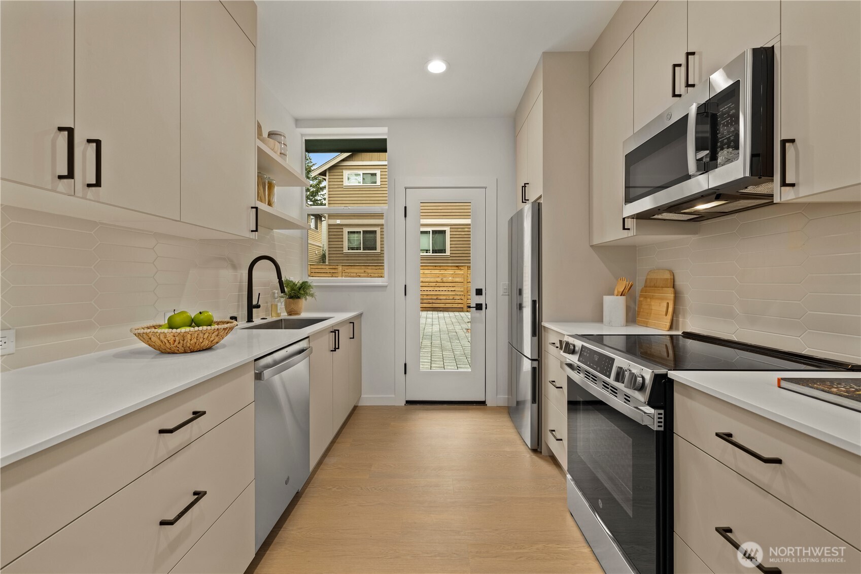 1529 N 39th Street