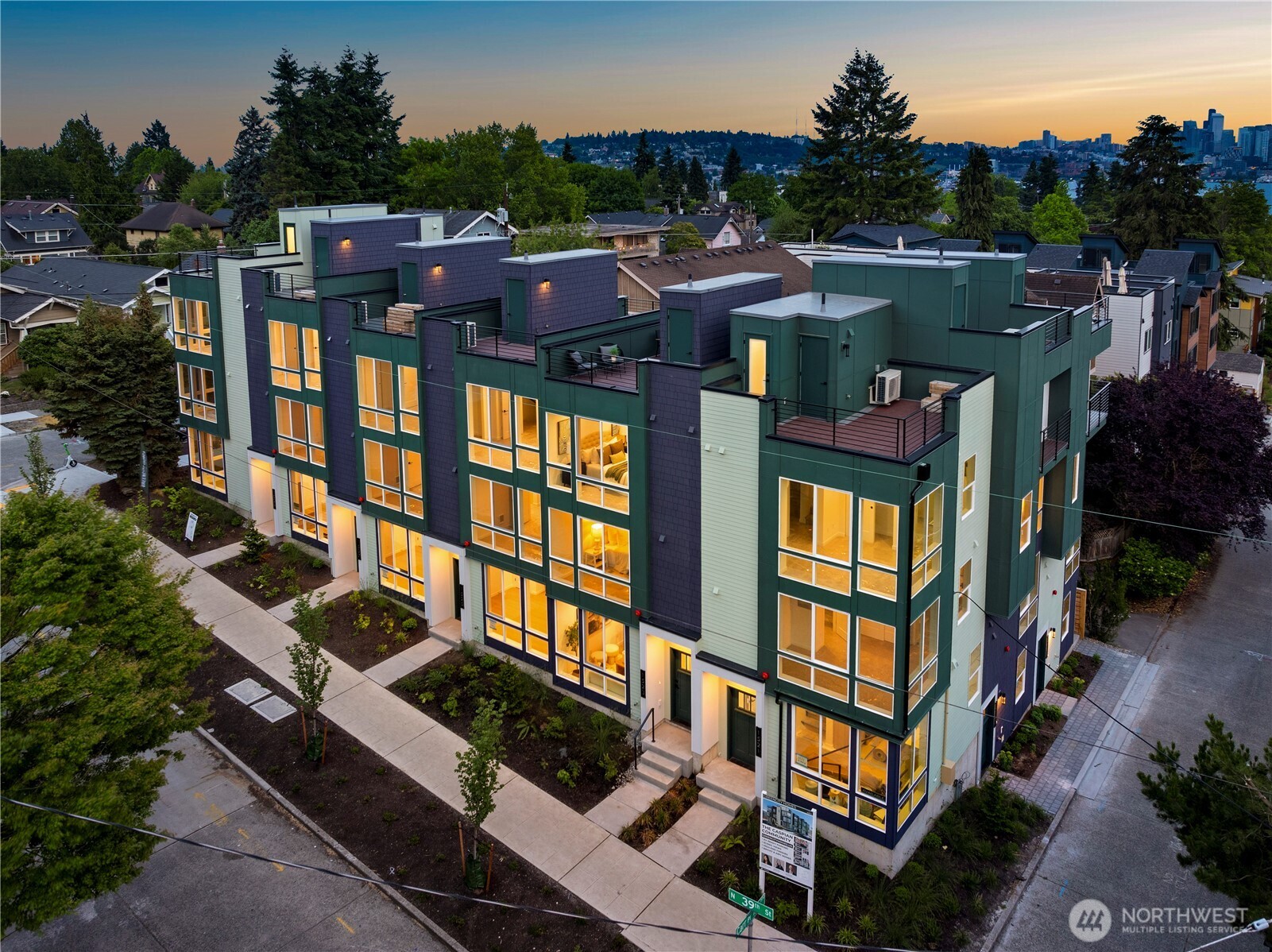 1529 N 39th Street
