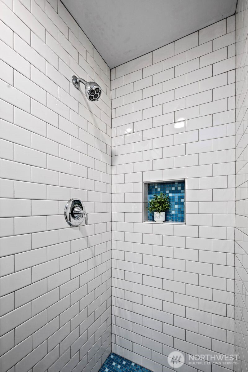 2616 4th Avenue N Unit: 402