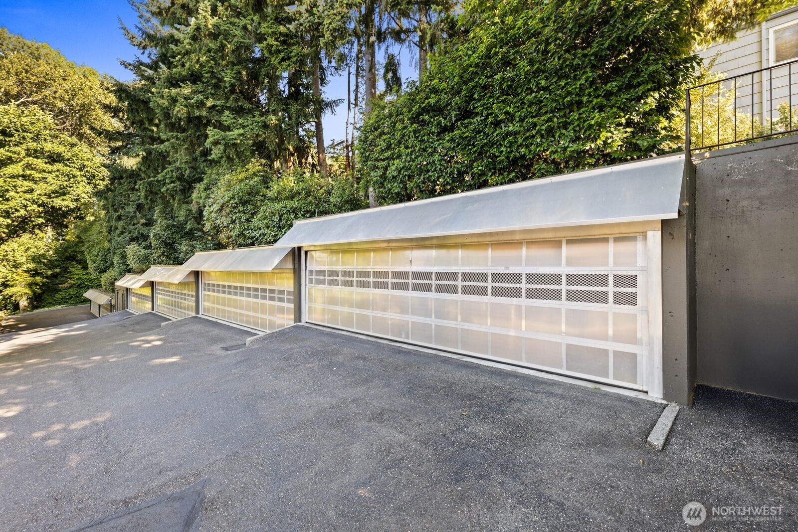2616 4th Avenue N Unit: 402