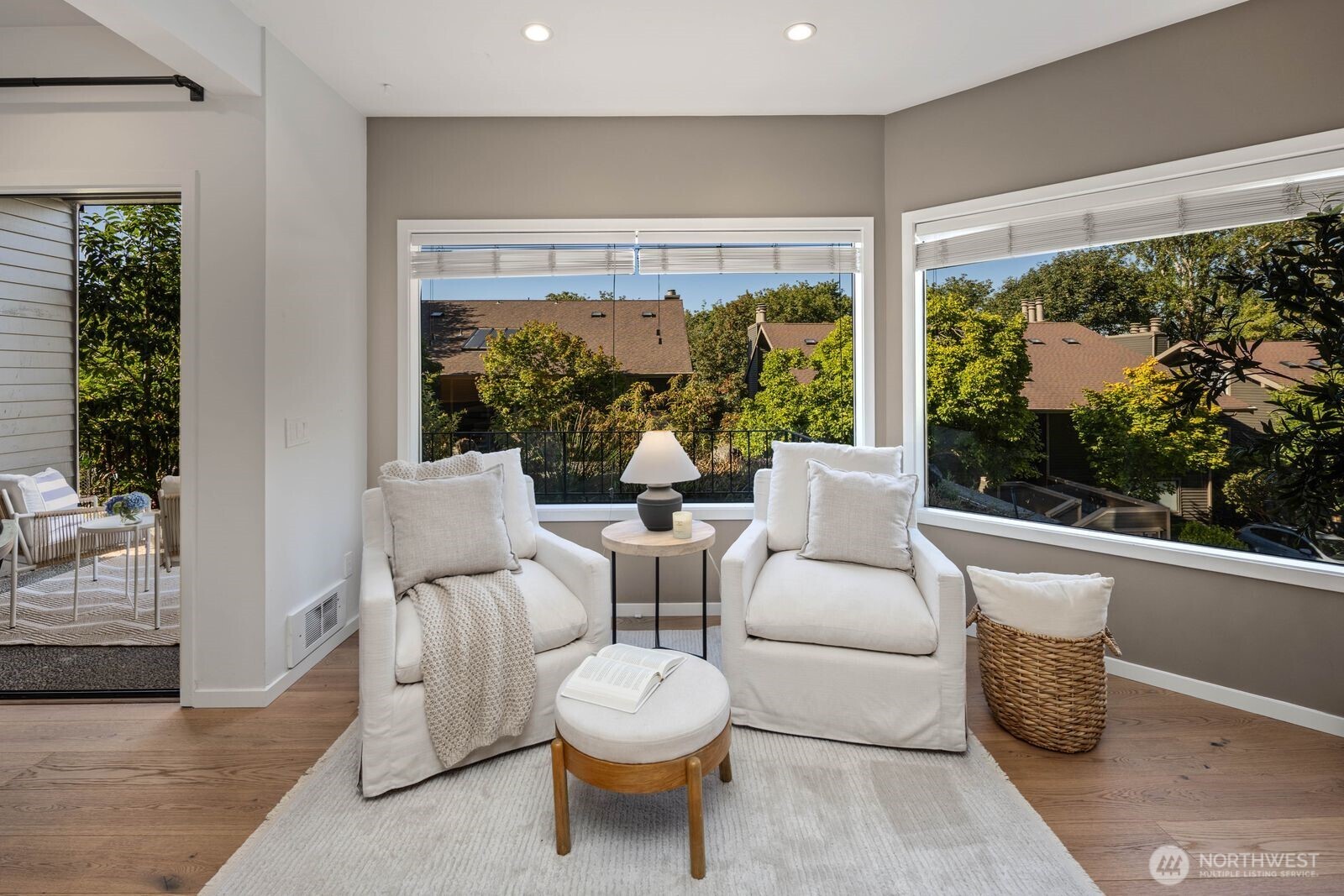 2616 4th Avenue N Unit: 402