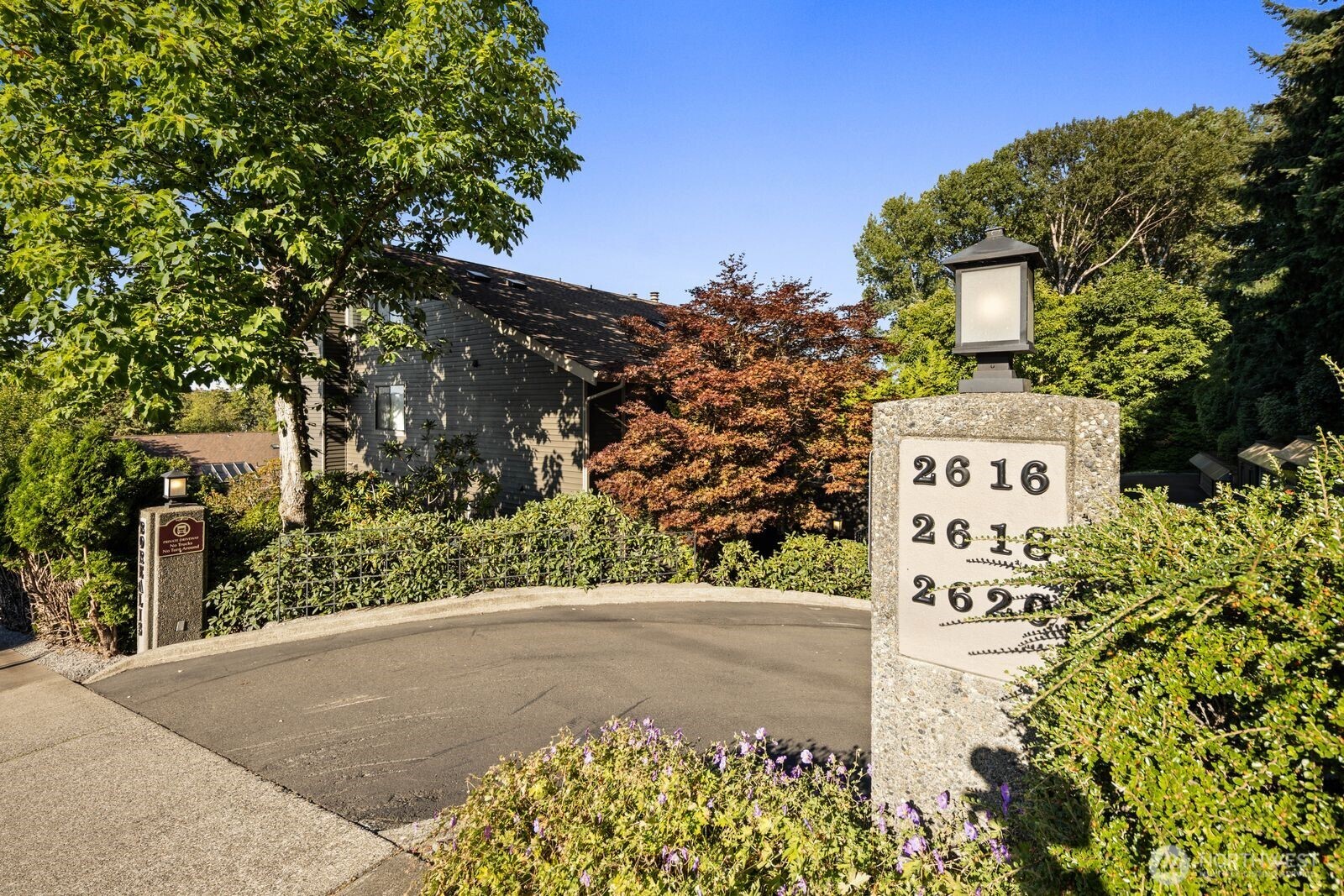 2616 4th Avenue N Unit: 402