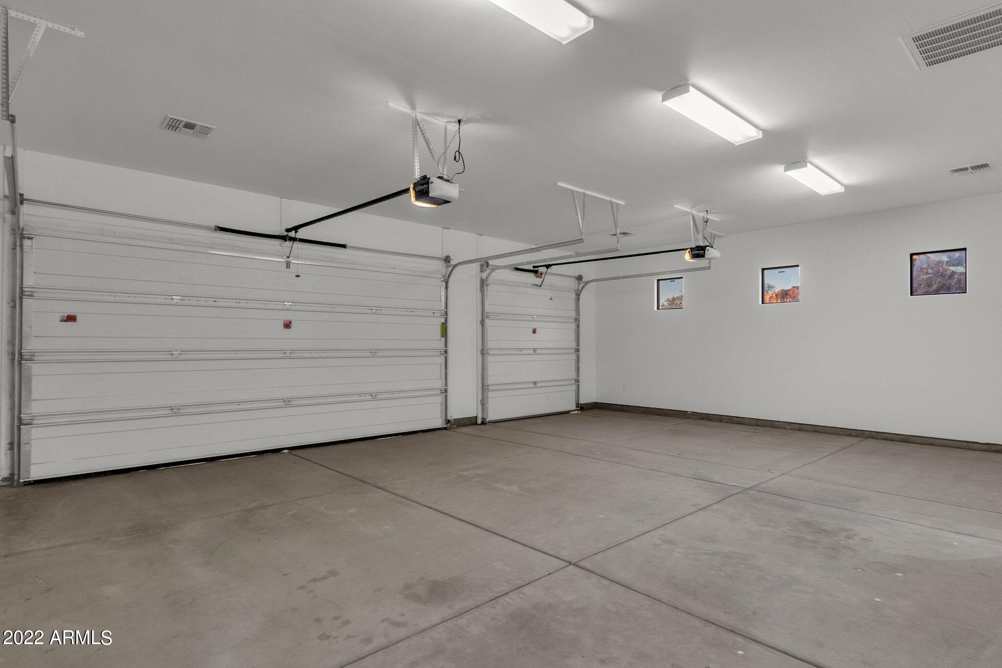 3300 W JENNY LIN Road