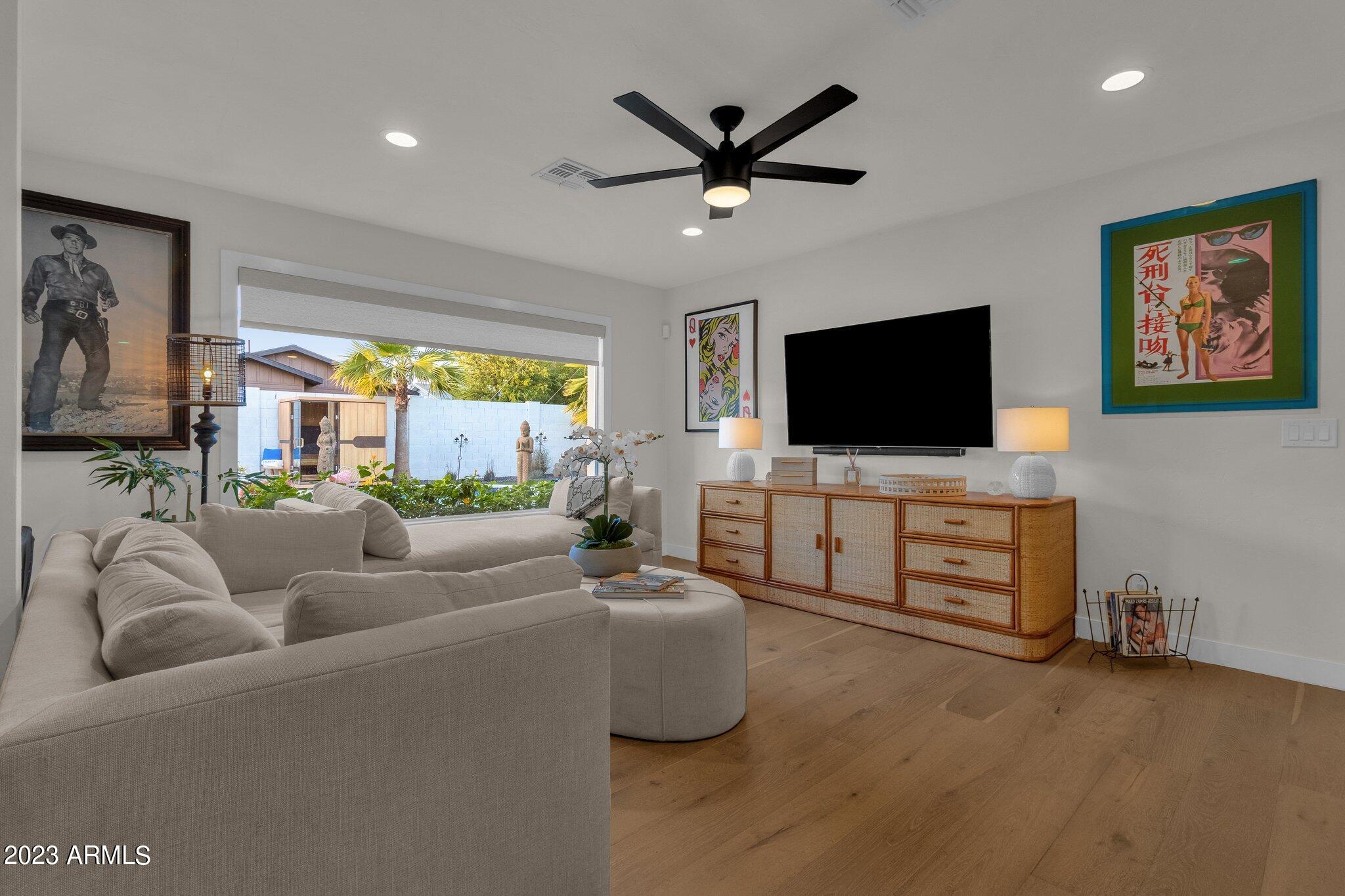 3802 E HEATHERBRAE Drive