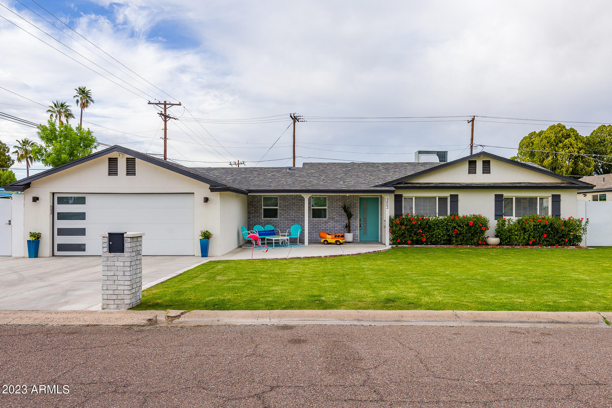 3802 E HEATHERBRAE Drive