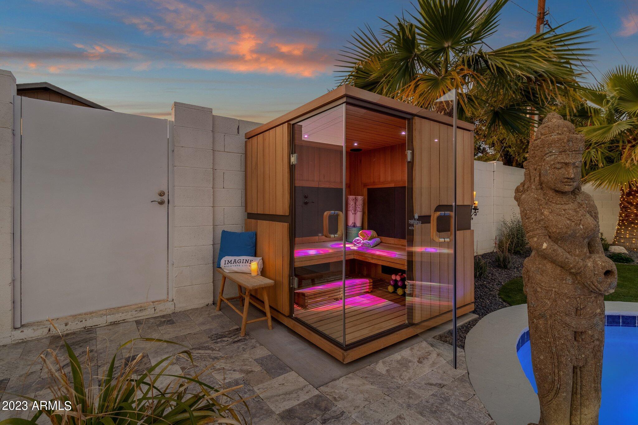 3802 E HEATHERBRAE Drive