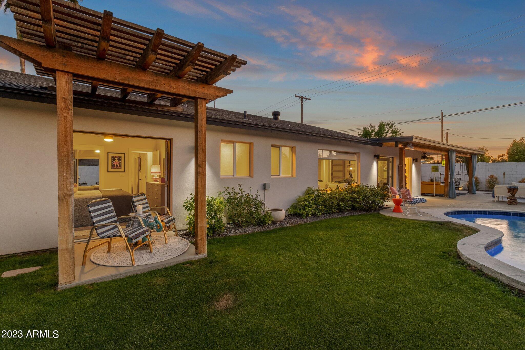 3802 E HEATHERBRAE Drive