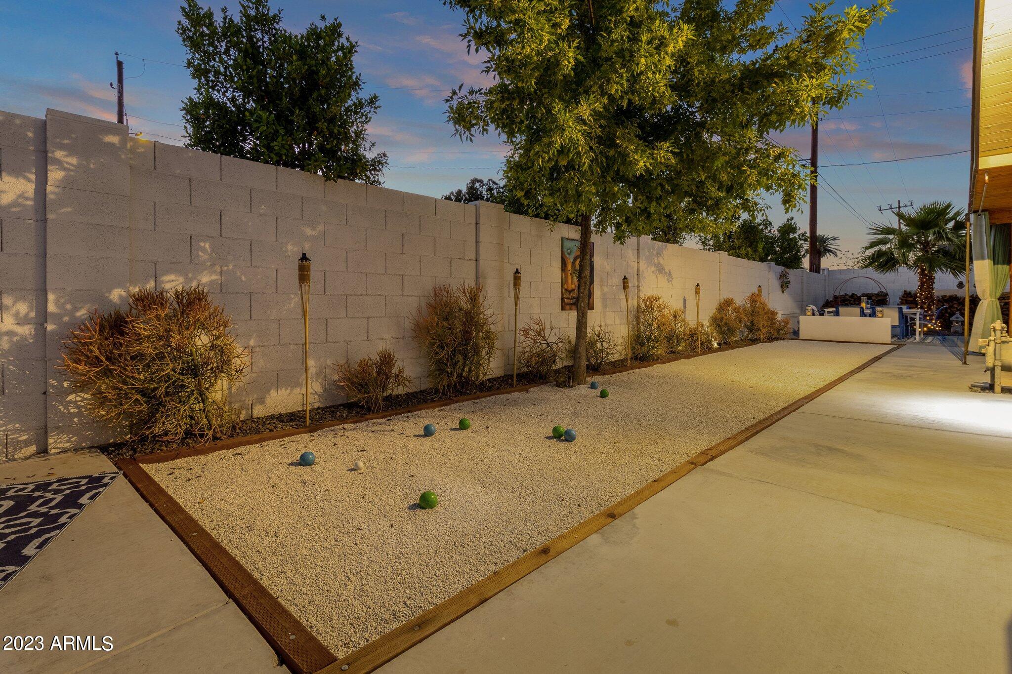 3802 E HEATHERBRAE Drive