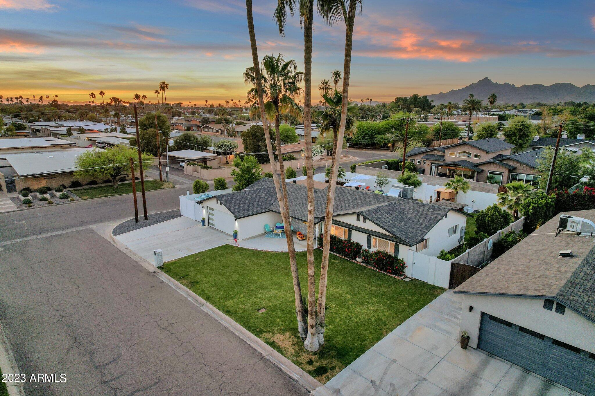 3802 E HEATHERBRAE Drive