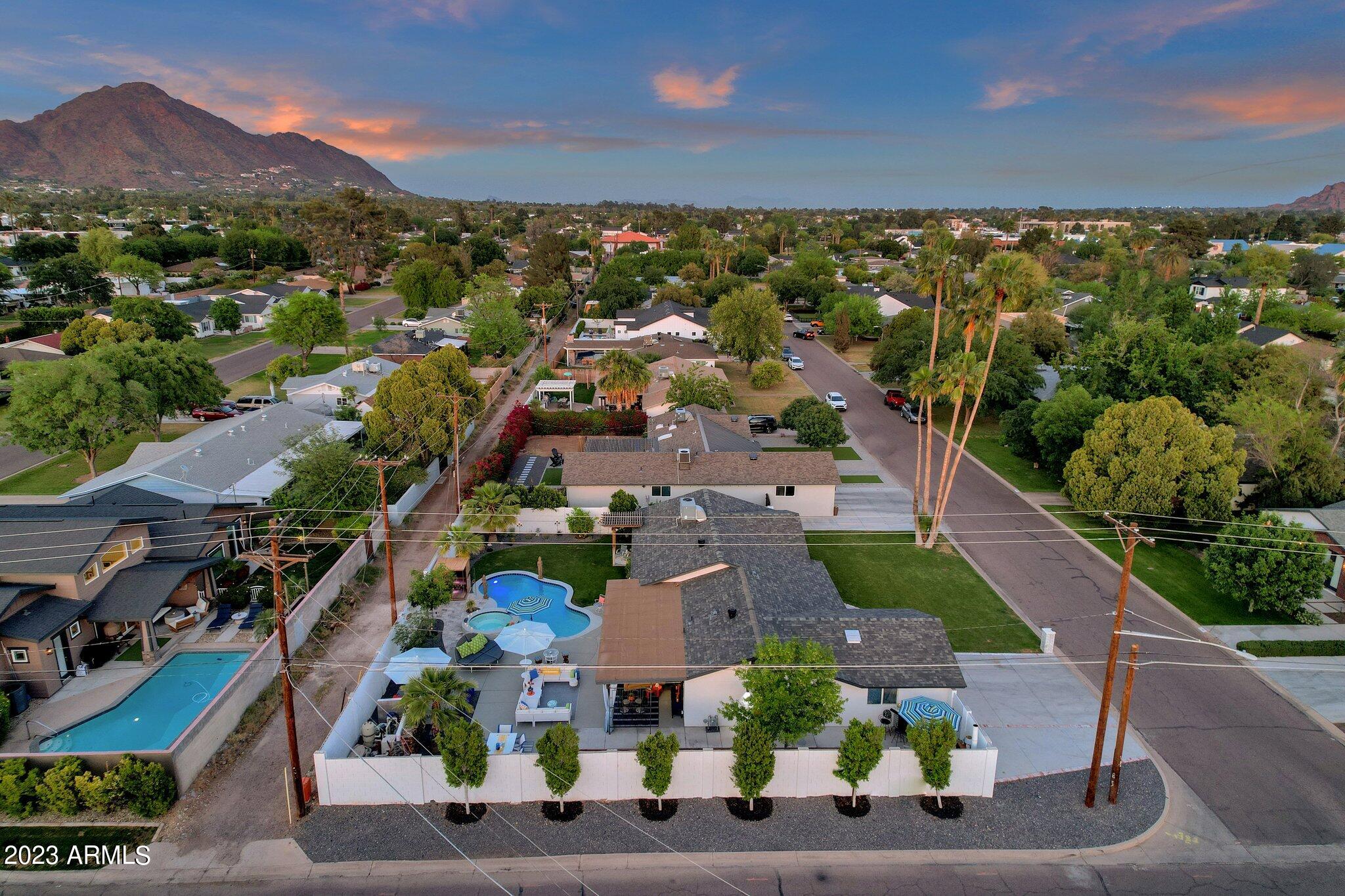 3802 E HEATHERBRAE Drive