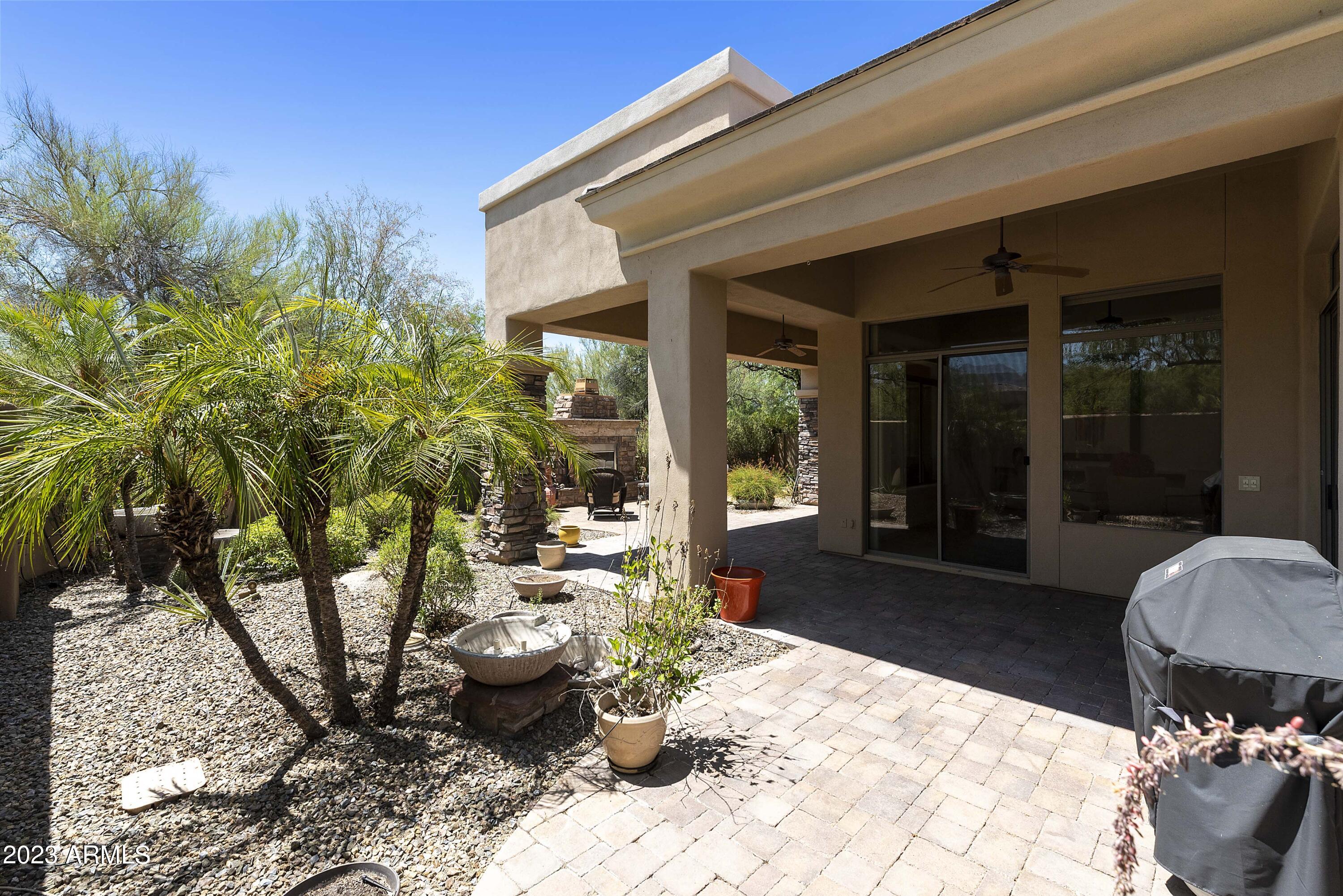 8461 E DIAMOND RIM Drive