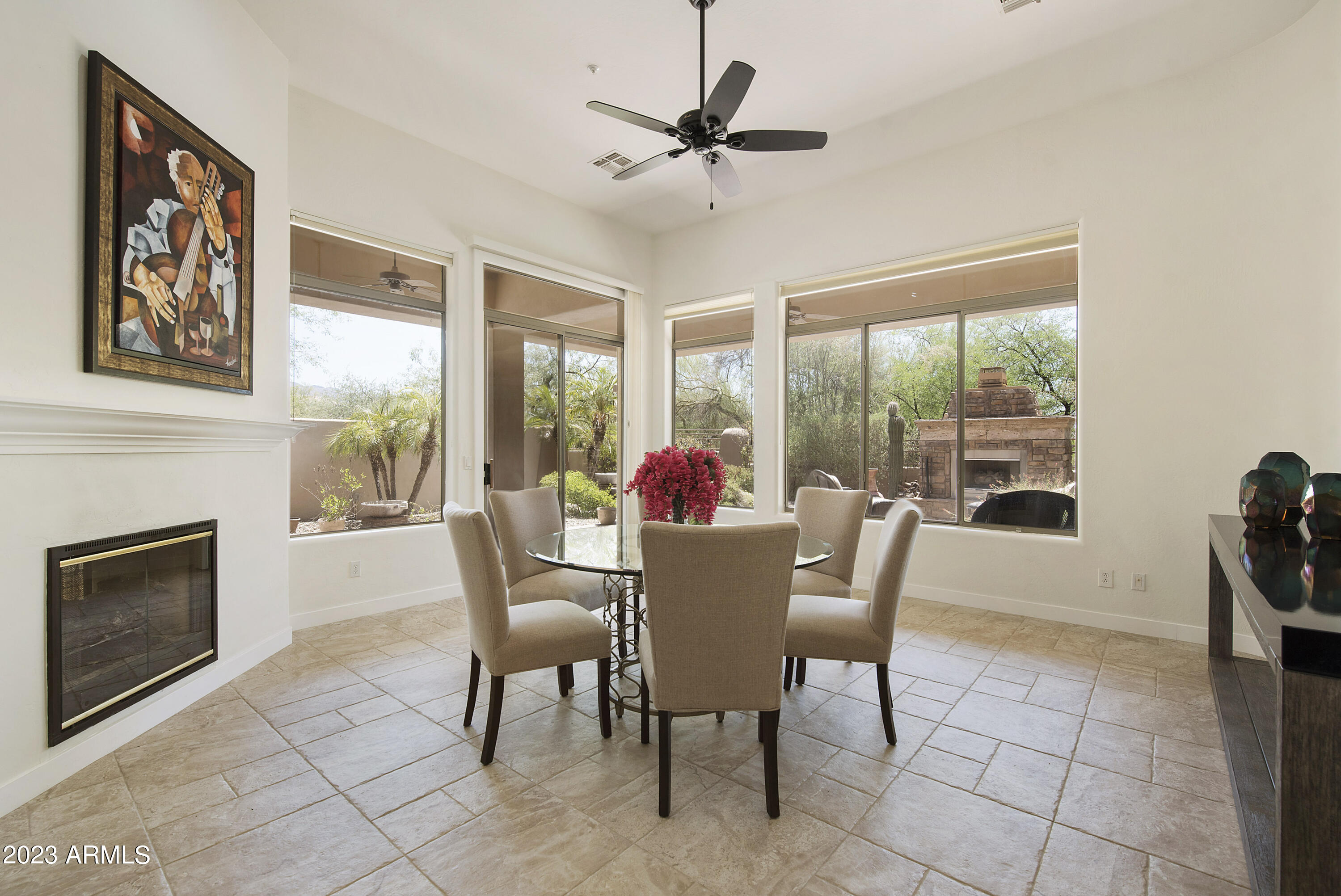 8461 E DIAMOND RIM Drive