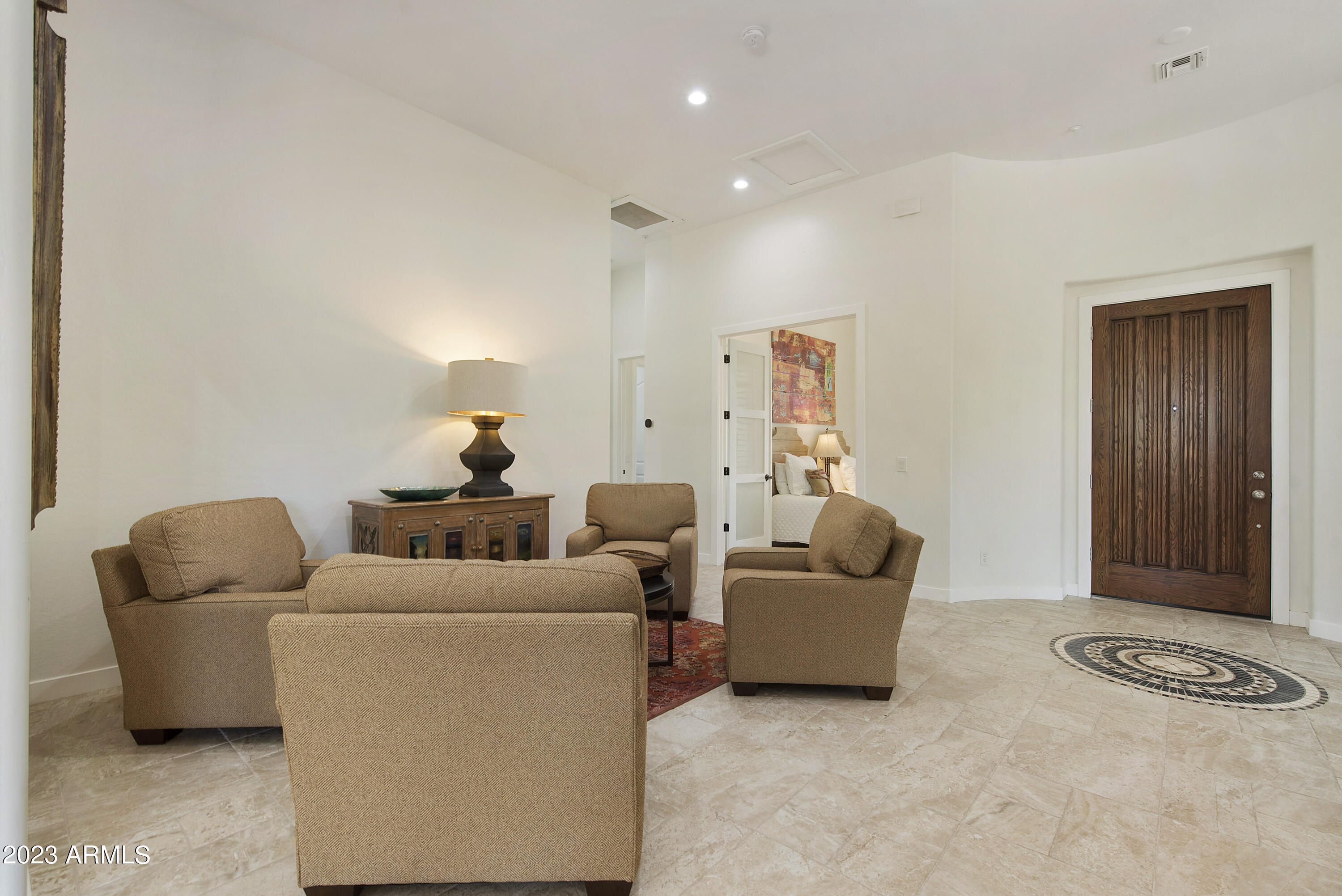 8461 E DIAMOND RIM Drive