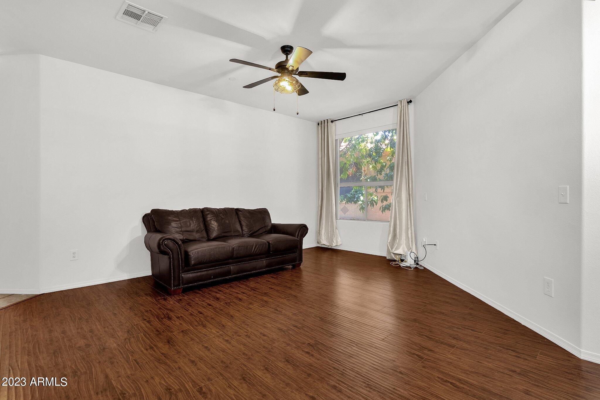 9550 E THUNDERBIRD Road # 203