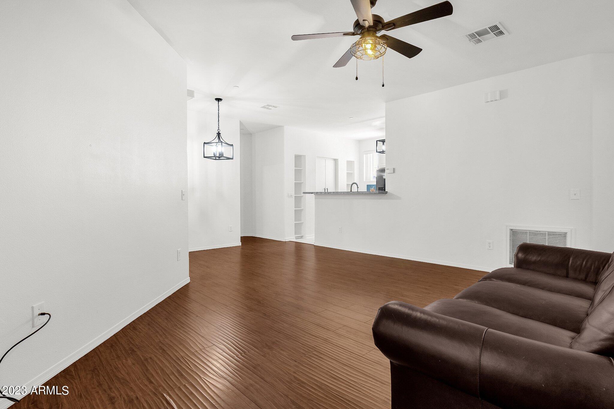 9550 E THUNDERBIRD Road # 203