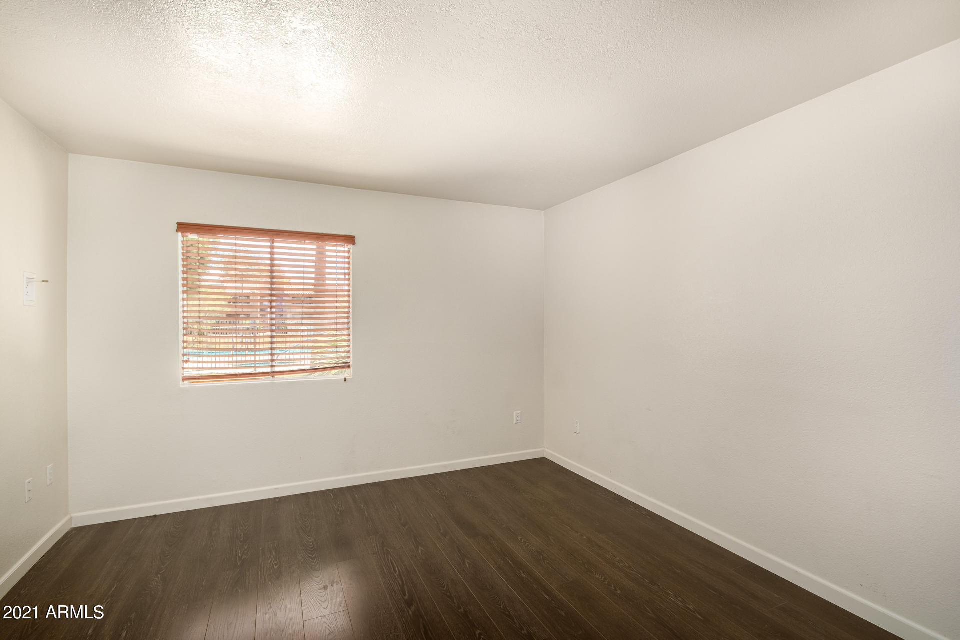 5877 N GRANITE REEF Road # 1162