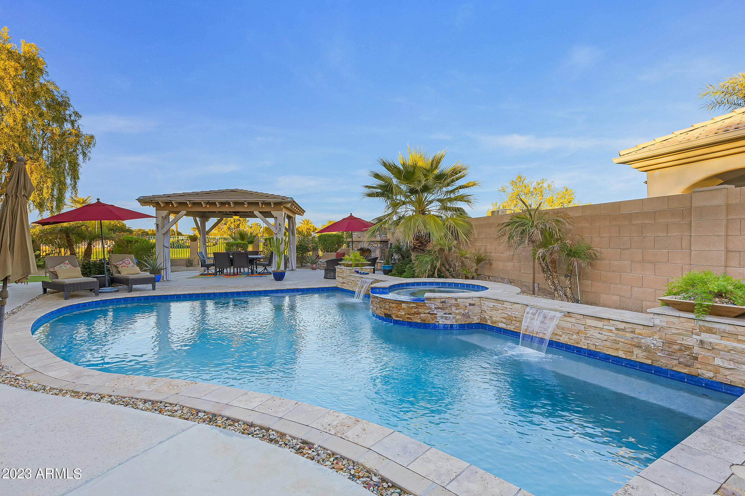 13530 W FAIRWAY Loop N