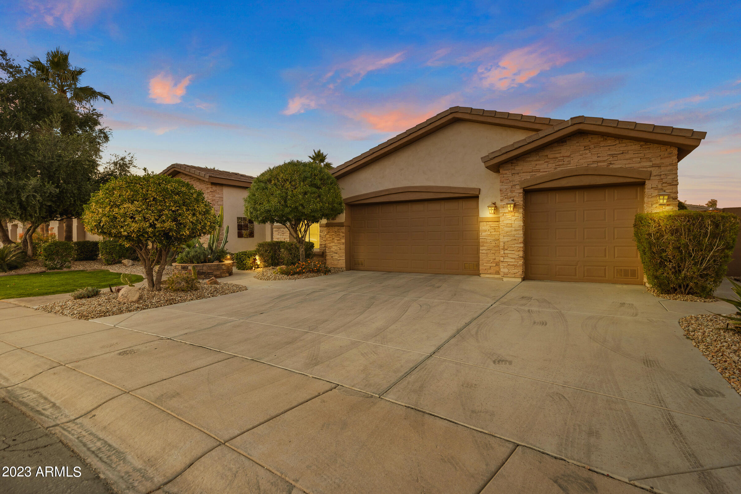 13530 W FAIRWAY Loop N