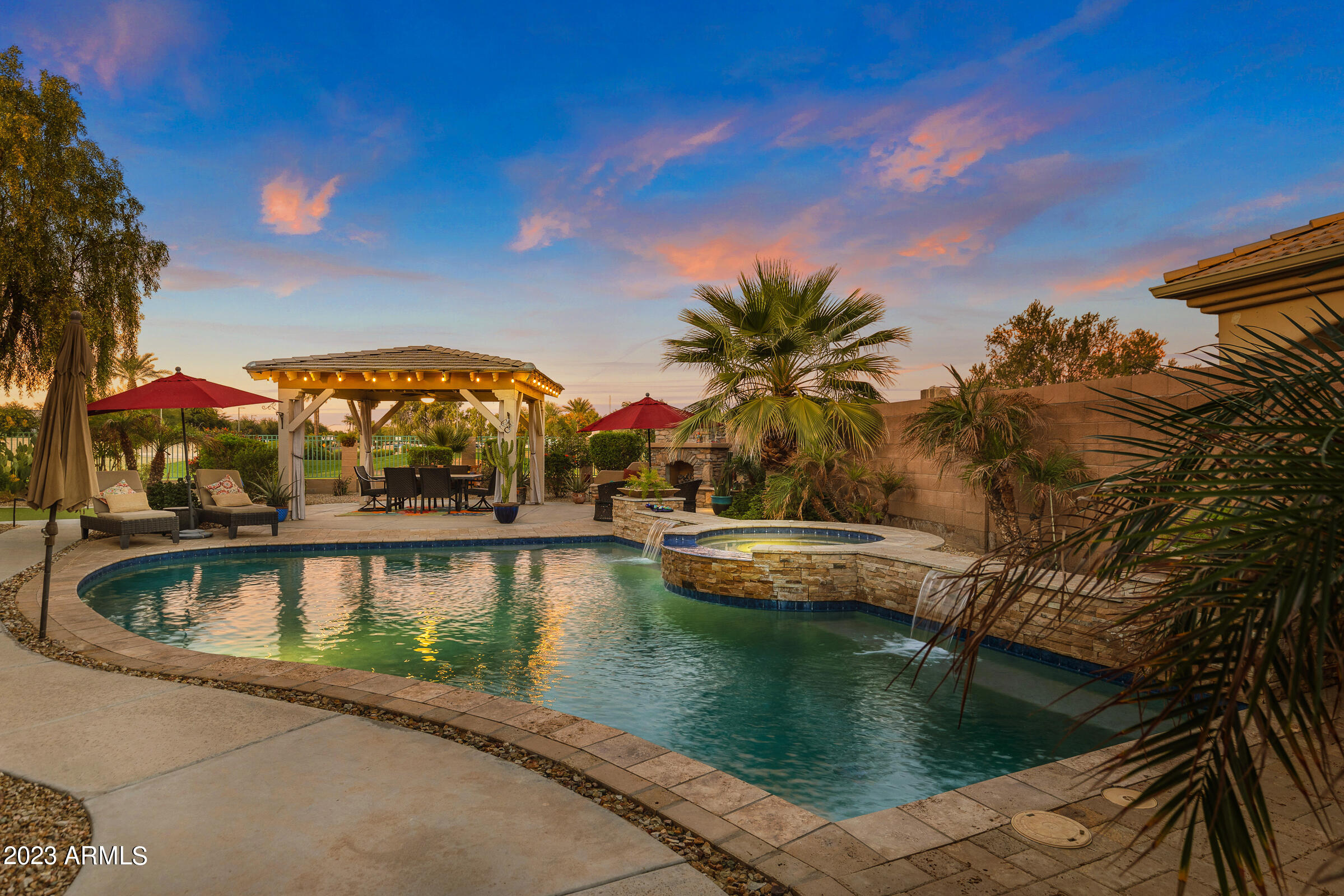 13530 W FAIRWAY Loop N