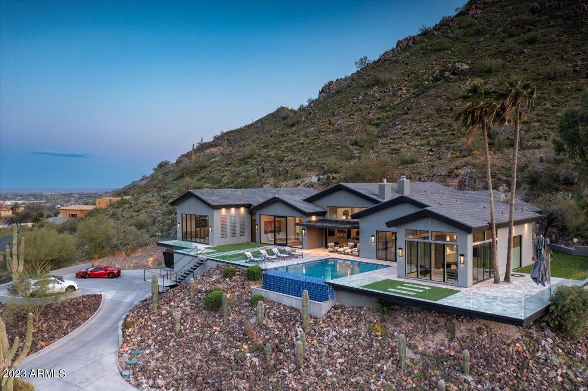 4129 E SANDY MOUNTAIN Road