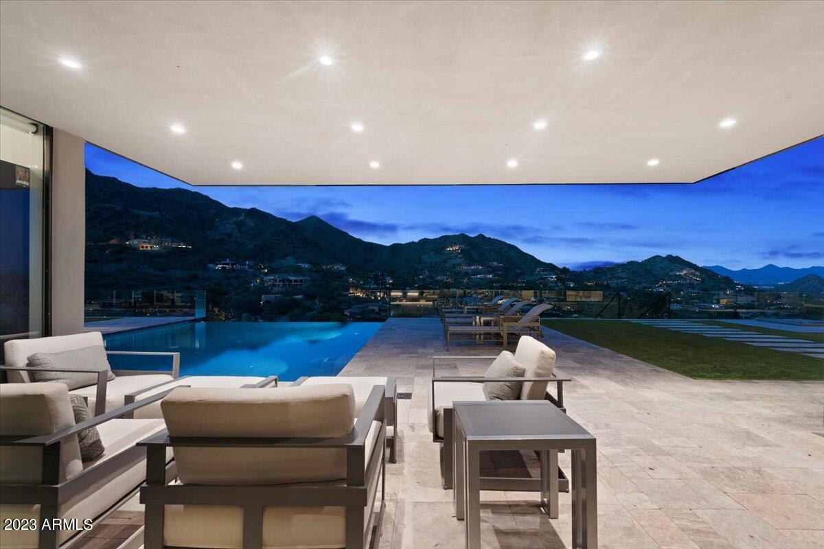 4129 E SANDY MOUNTAIN Road