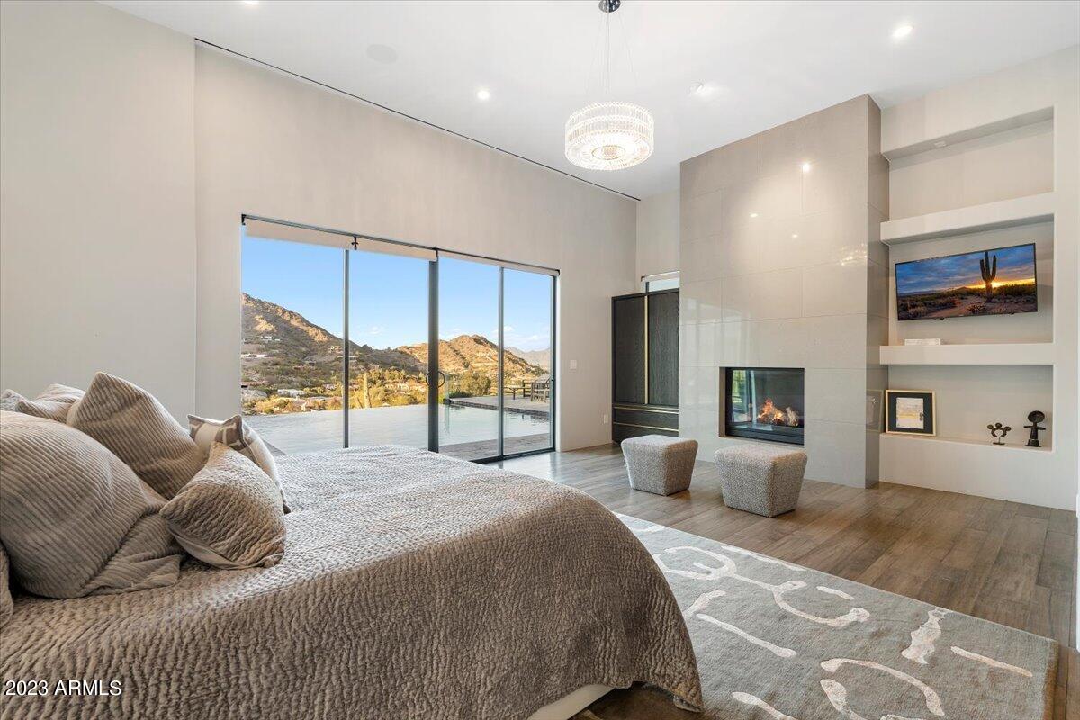 4129 E SANDY MOUNTAIN Road