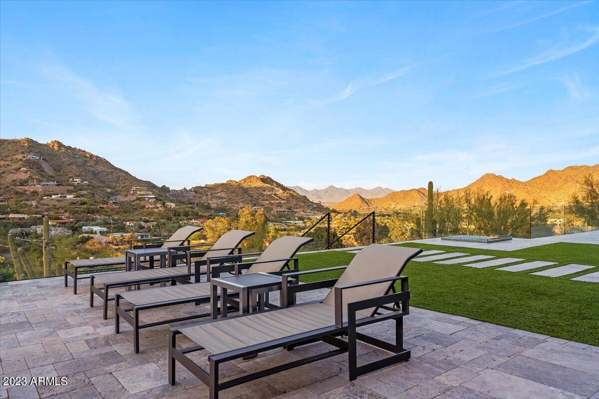 4129 E SANDY MOUNTAIN Road