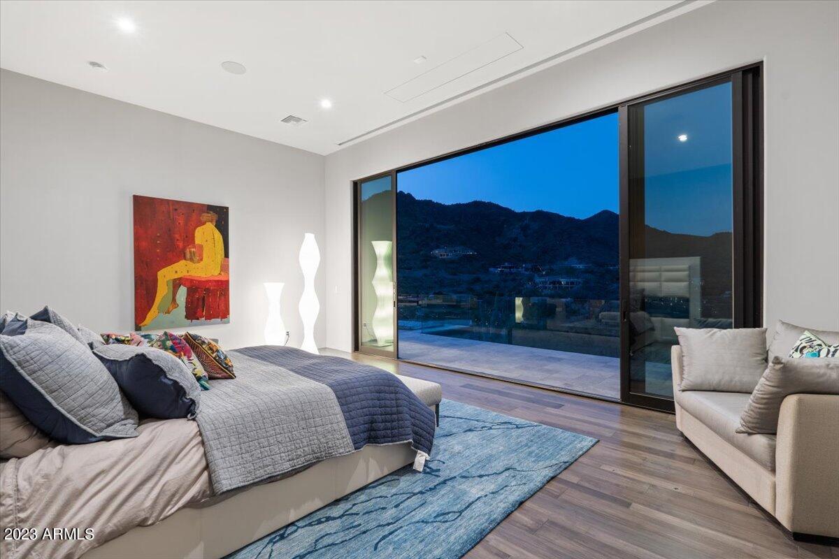 4129 E SANDY MOUNTAIN Road