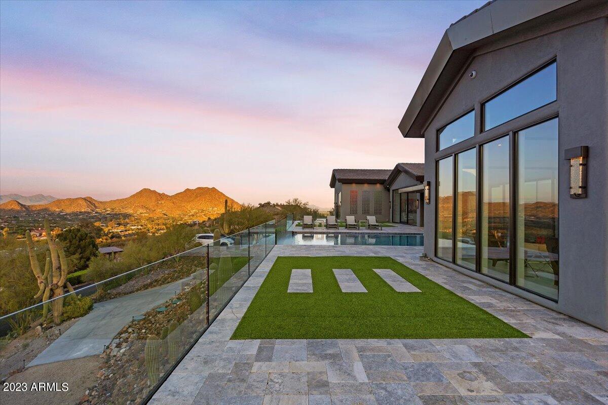 4129 E SANDY MOUNTAIN Road