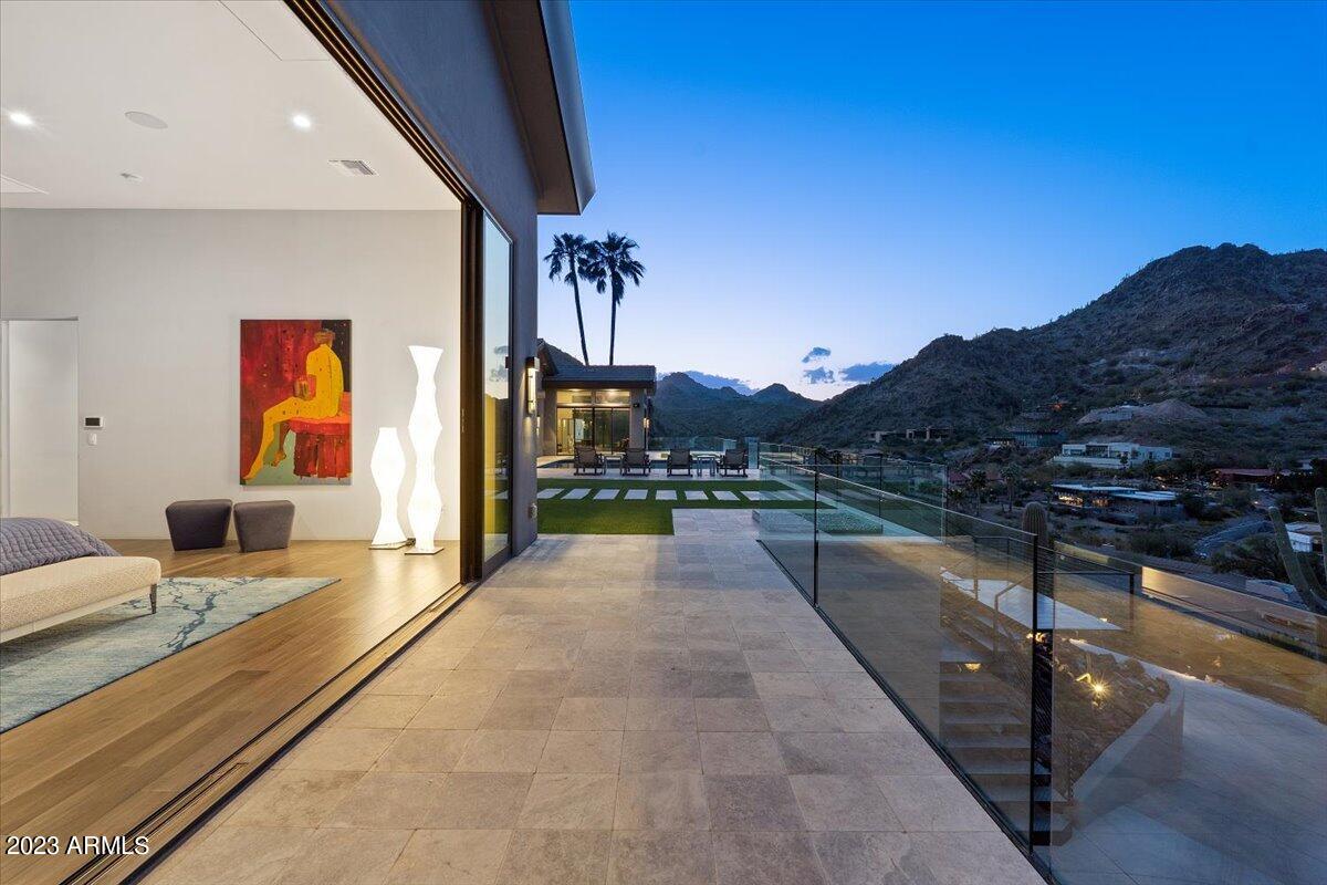 4129 E SANDY MOUNTAIN Road