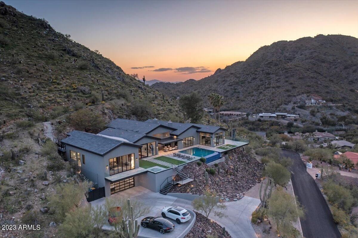 4129 E SANDY MOUNTAIN Road